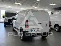 2023 Peugeot Partner
