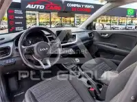 2023 KIA Stonic