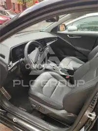 2023 KIA Niro