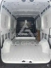 2025 Nissan Interstar