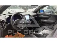 2025 Volvo EX 40