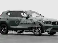 2025 Volvo XC40