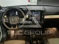 2025 Volvo XC40