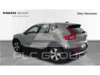 2025 Volvo XC40