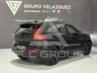 2025 Volvo XC40