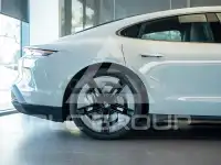 2025 Porsche Taycan