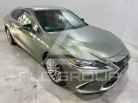 2025 Lexus ES