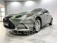 2025 Lexus ES
