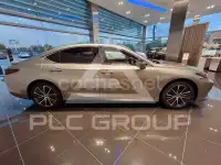 2025 Lexus ES
