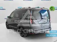 2025 Ford Tourneo