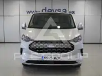 2025 Ford Tourneo
