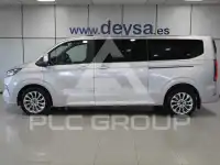 2025 Ford Tourneo