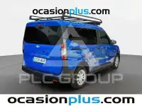 2025 Ford Tourneo