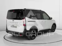 2025 Ford Tourneo
