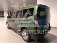 2025 Ford Tourneo