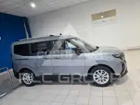 2025 Ford Tourneo
