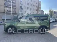 2025 Ford Tourneo