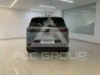 2025 Land Rover 
