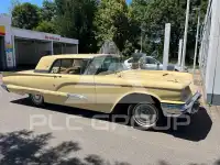 1959 Ford Thunderbird