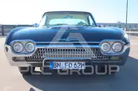 1962 Ford Thunderbird