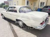 1966 Mercedes Benz 250