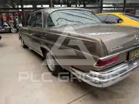 1966 Mercedes Benz 250