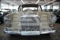 1966 Mercedes Benz 200