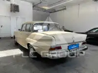 1967 Mercedes Benz 200