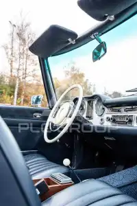 1969 Mercedes Benz SL 280