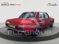 1973 Mercedes Benz 200