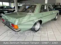 1974 Mercedes Benz 200
