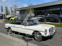1975 Mercedes Benz 240