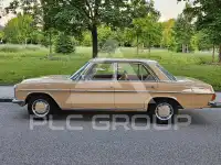 1975 Mercedes Benz 200