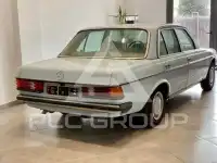 1978 Mercedes Benz 200