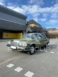 1982 Mercedes Benz E 300