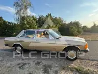 1982 Mercedes Benz 240