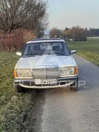 1982 Mercedes Benz 240