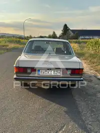 1982 Mercedes Benz 240