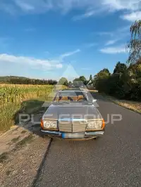 1982 Mercedes Benz 240
