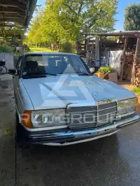 1982 Mercedes Benz 200
