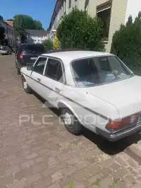 1982 Mercedes Benz 200