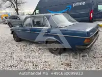 1982 Mercedes Benz 200
