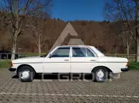 1982 Mercedes Benz 230
