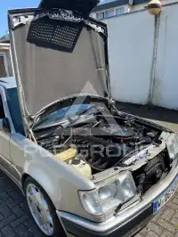 1985 Mercedes Benz E 300