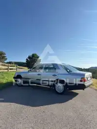1985 Mercedes Benz E 230