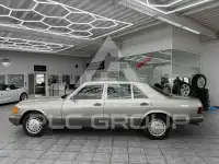 1986 Mercedes Benz E 300