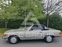 1986 Mercedes Benz SL 300