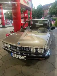 1987 BMW 520