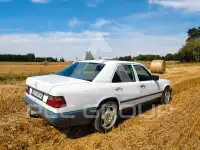 1987 Mercedes Benz 200