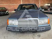 1987 Mercedes Benz 200